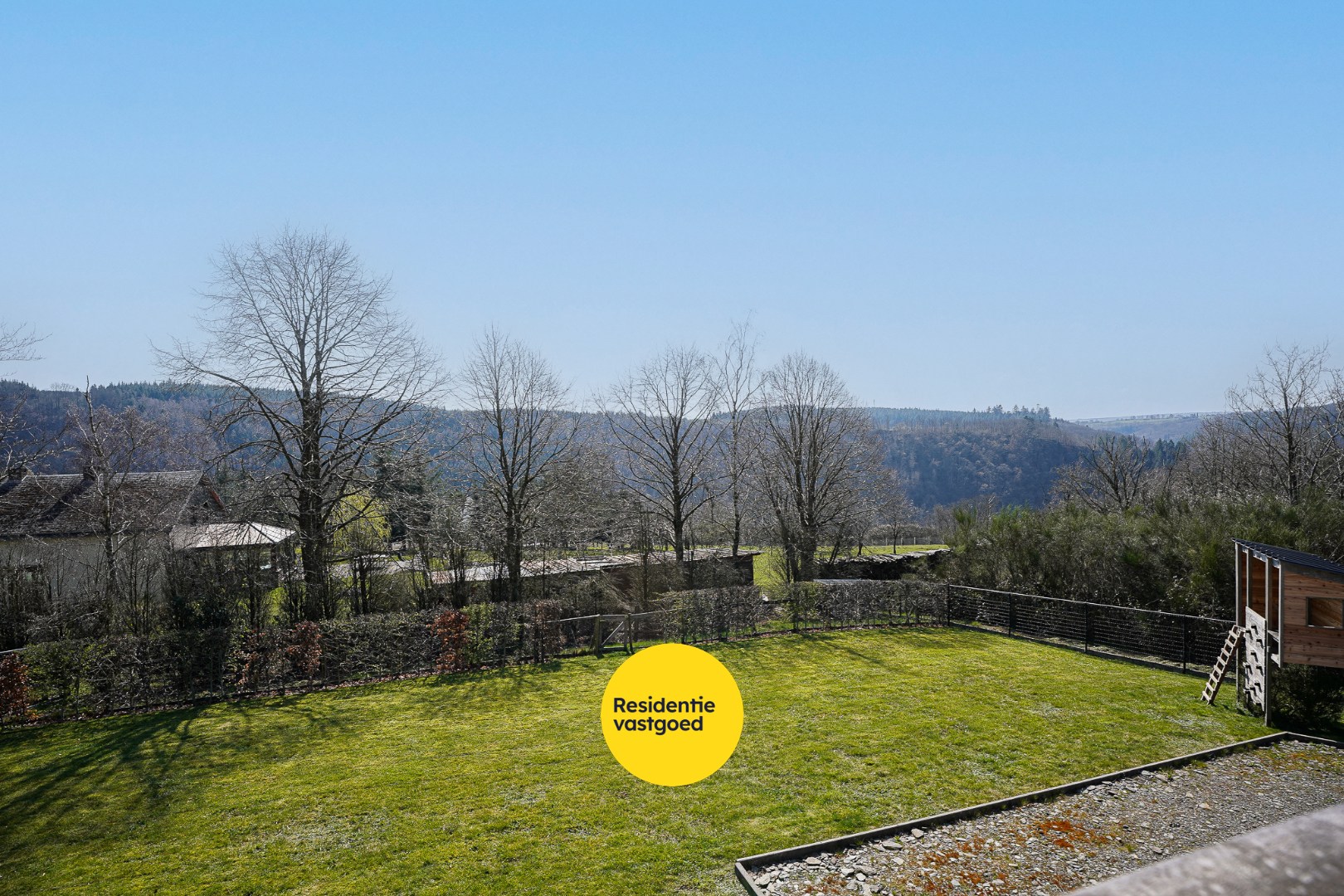 Open bebouwing te koop met uniek potentieel! 