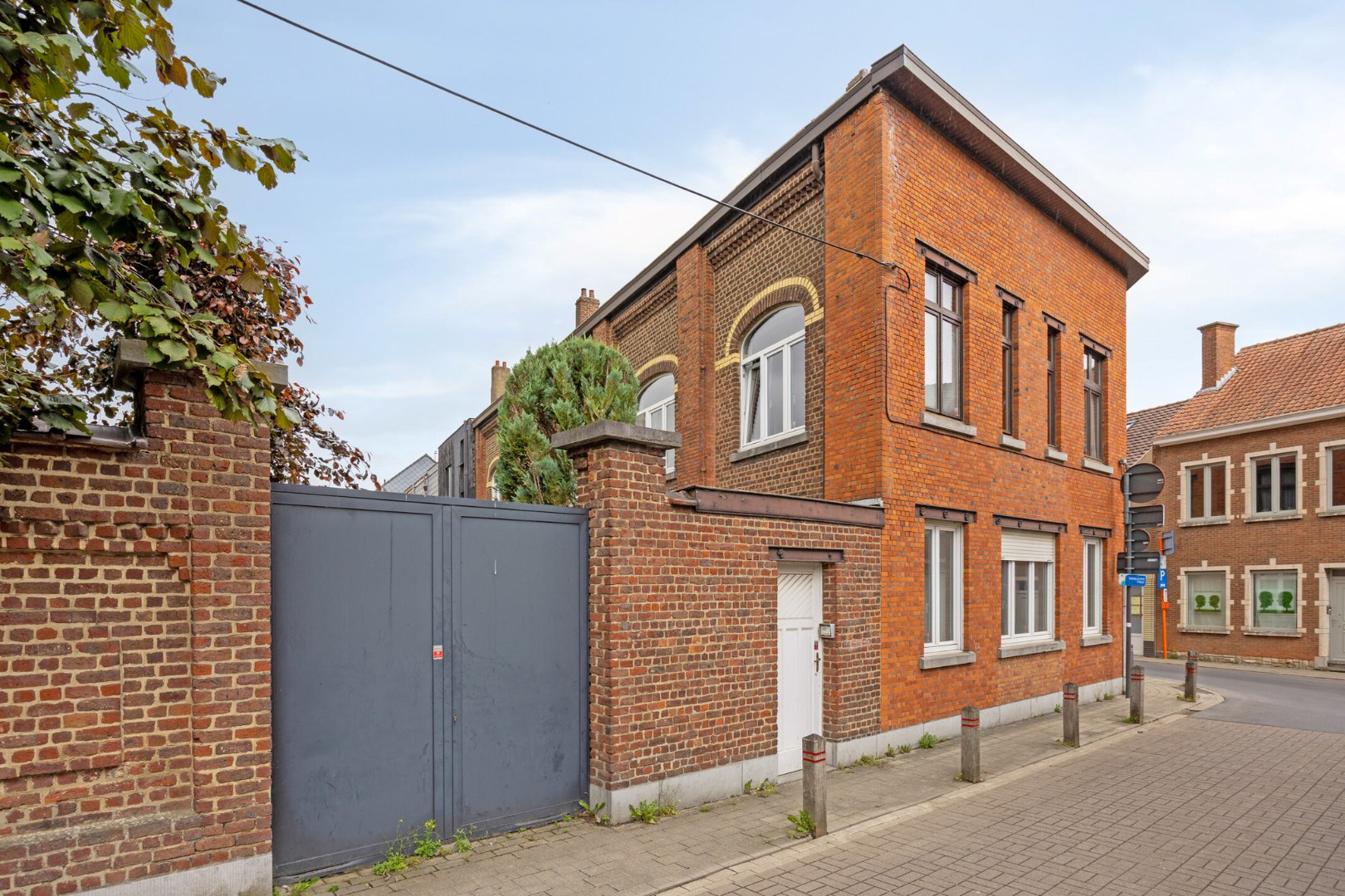 Charmant en karaktervol herenhuis, bureau en praktijkruimte, 4 kamers - 1502 LEMBEEK (HALLE) 