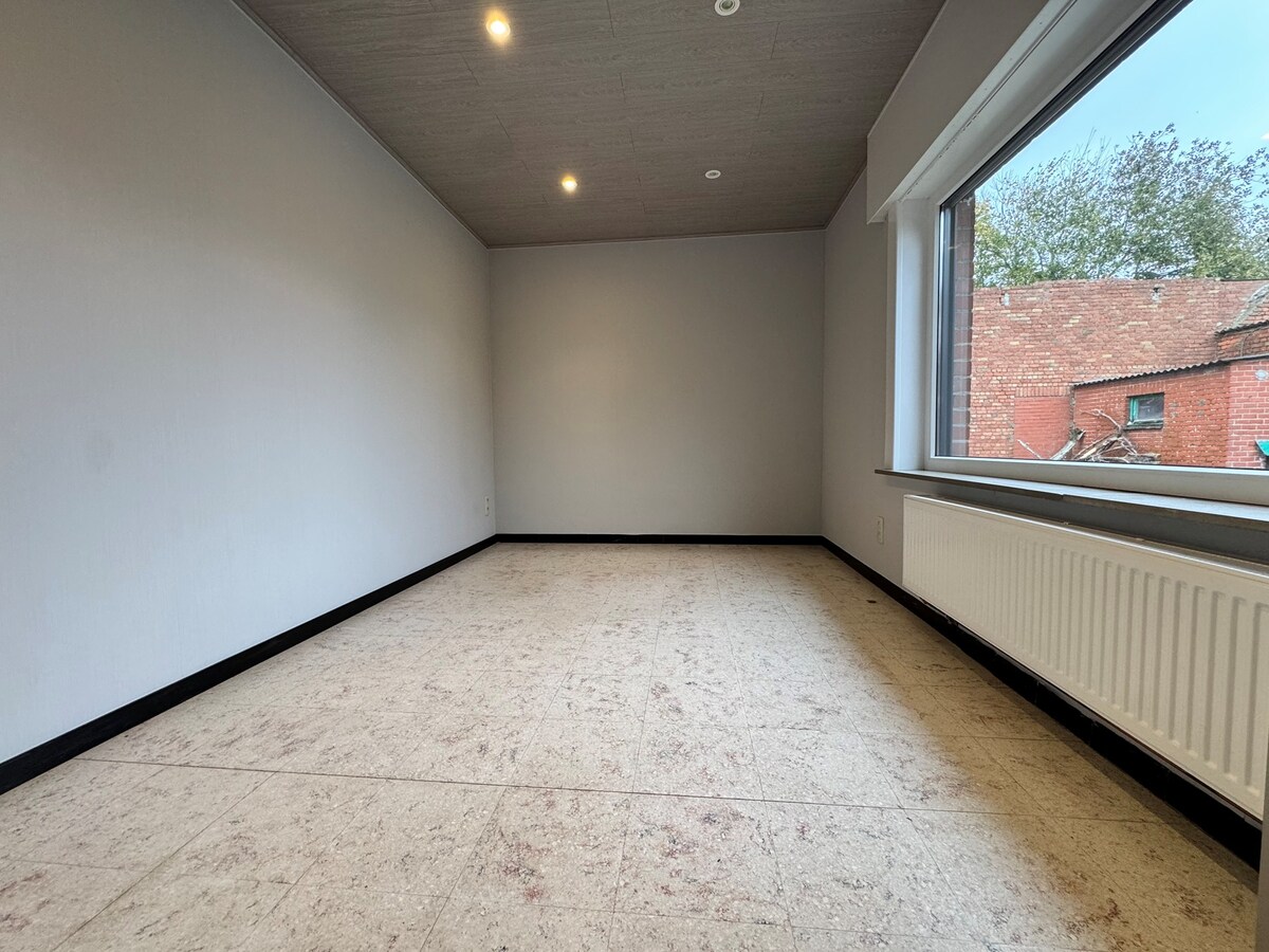 Alleenstaande woning met 3 slaapkamers te Ichtegem 