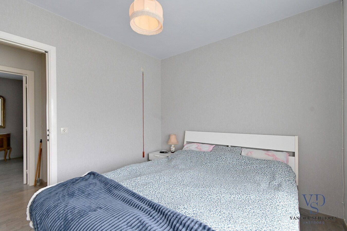 Degelijke, ruime eigendom in rustige residentiële wijk 