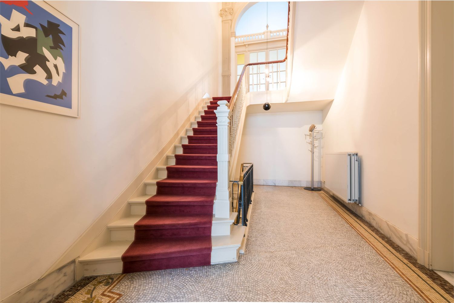 Bijzonder mooi en exclusief herenhuis in prachtige authentieke stijl! 