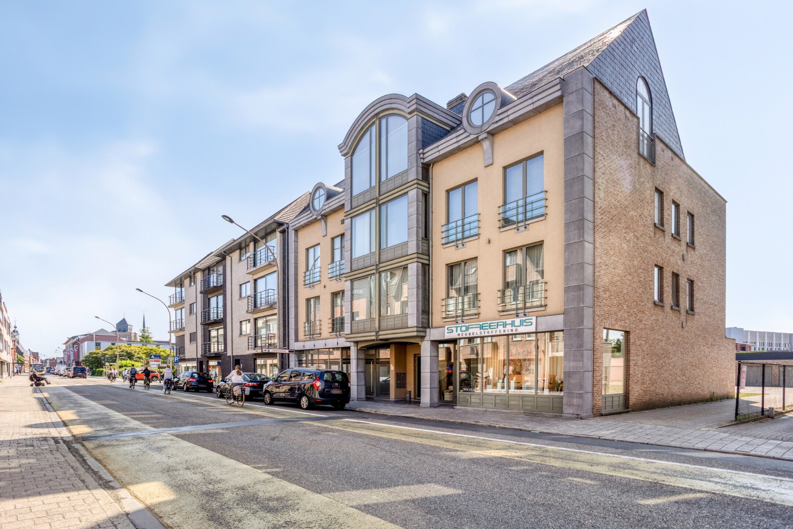 Exclusief wonen in alle rust en ruimte – Penthouse in Geel 