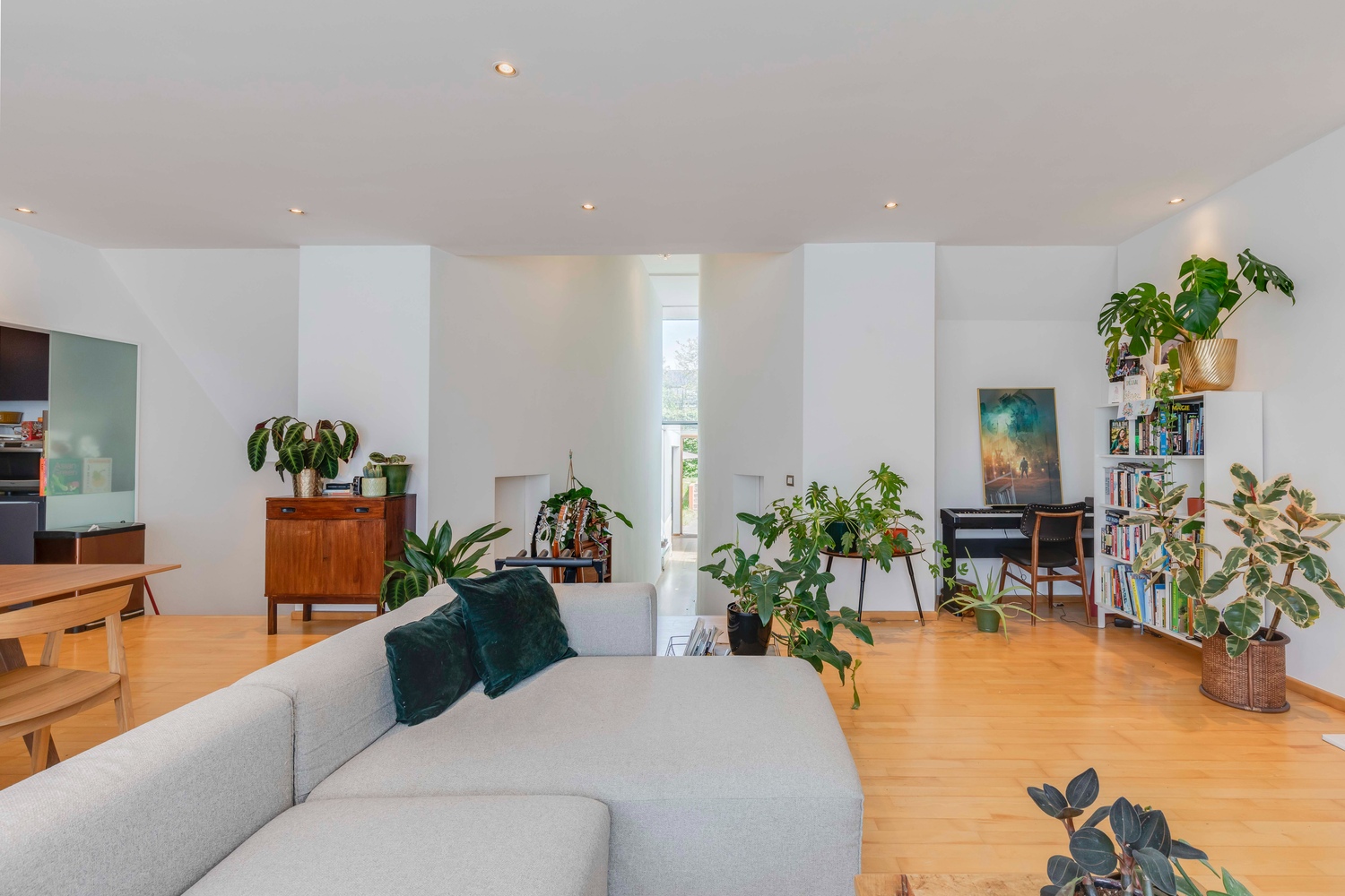 Uniek design appartement te koop in Sint-Amandsberg 