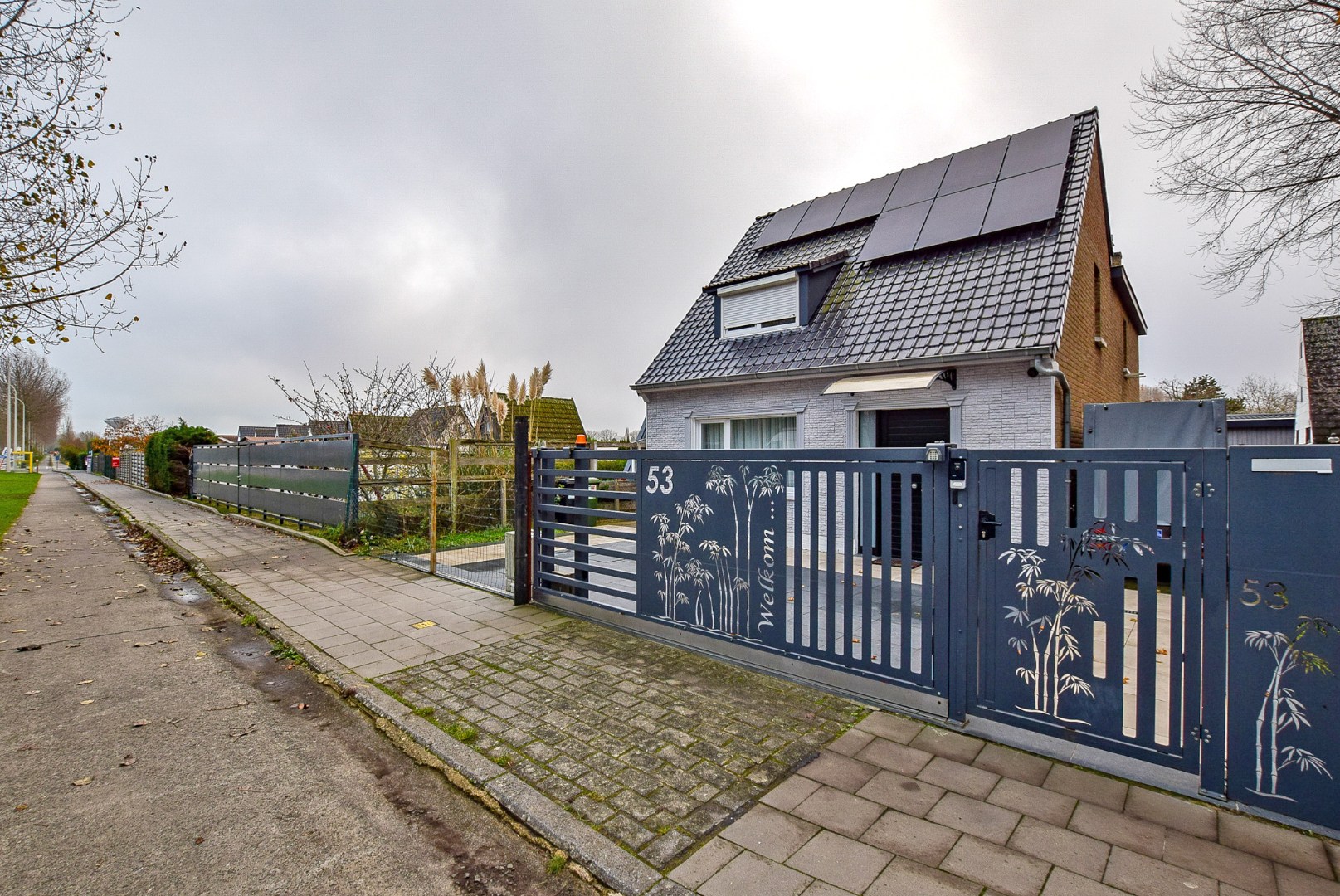 Instapklare woning gelegen op 330m² te Oostduinkerke. 