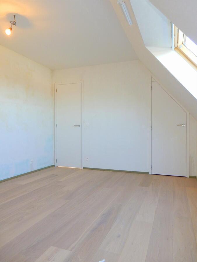 Prachtig duplexappartement  met 3 slaapkamers en grote terrassen 