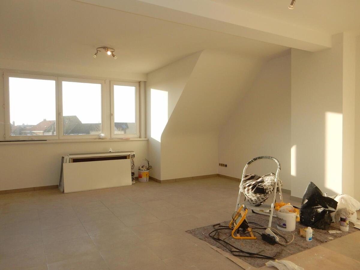 Lichtrijk duplexappartement met 3 slaapkamers 