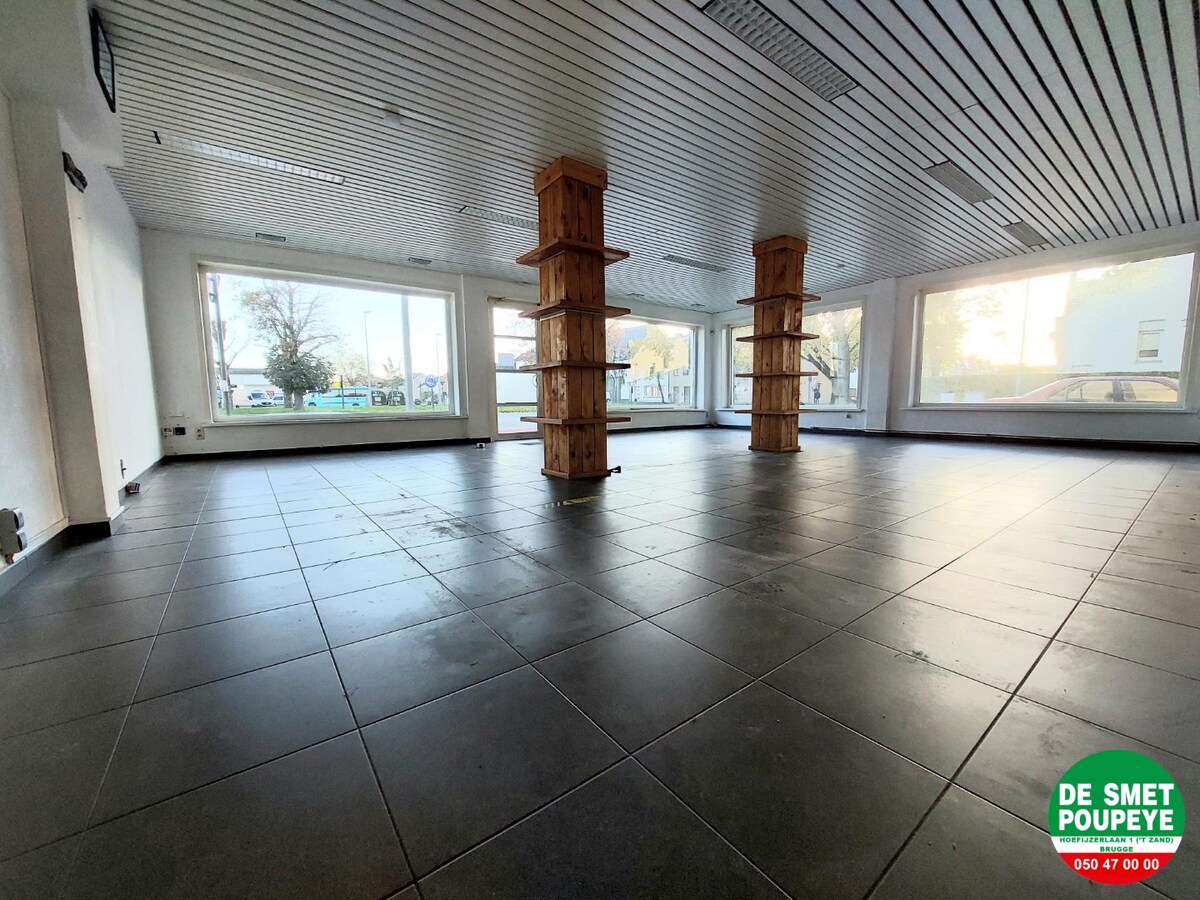 Winkel, kantoor, showroom, praktijkruimte,.. 