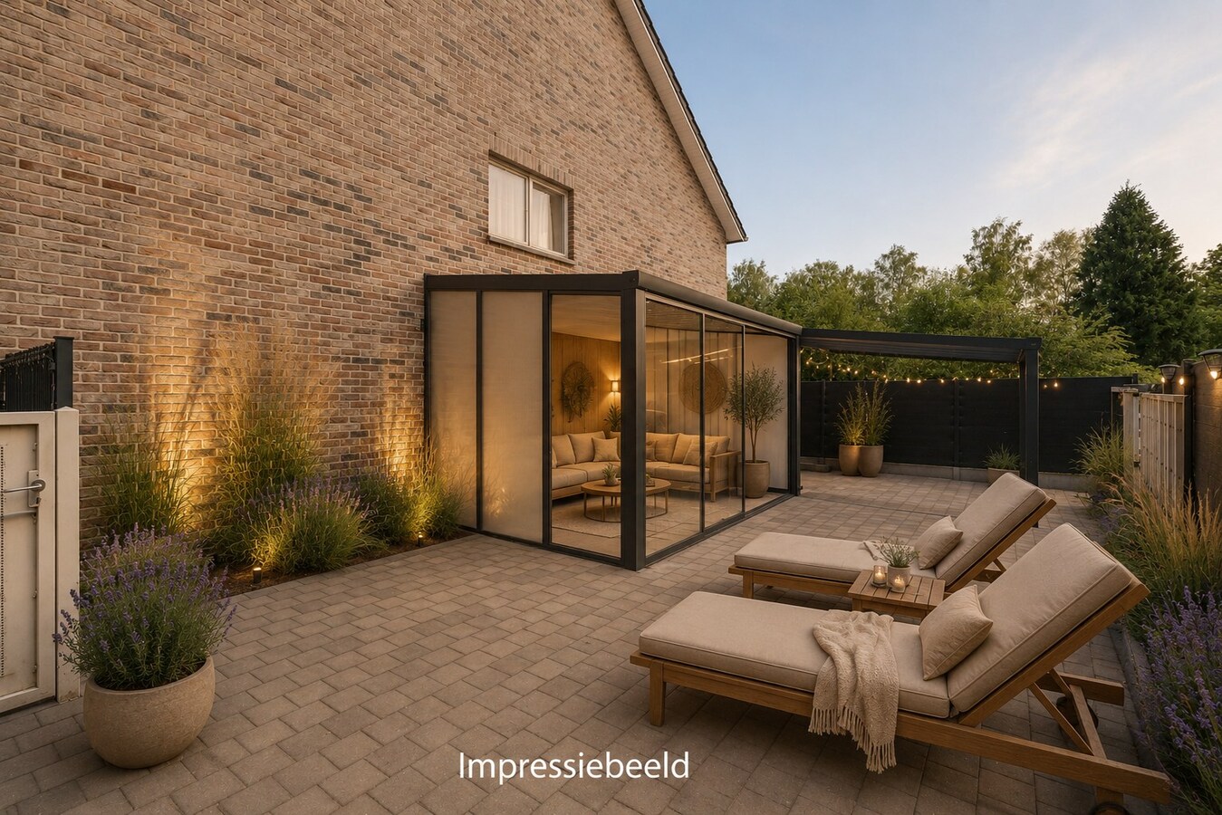 Verrassend ruim triplexappartement - B-label - 4 slpk  en aagename buitenbeleving. 