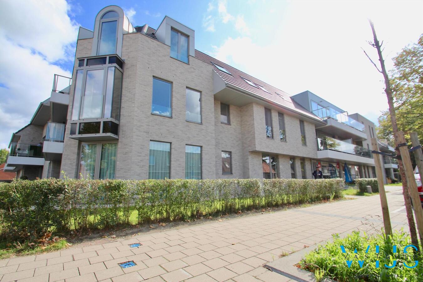 Prachtig afgewerkt appartement in hartje Wippelgem EVERGEM! 