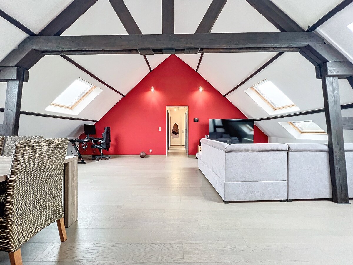 Tof dakappartement met garage te Herzele 