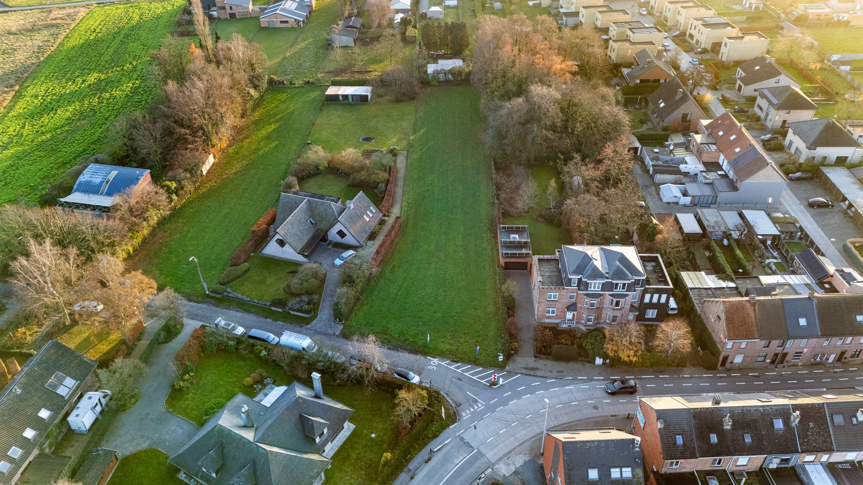 Uniek perceel bouwgrond voor open bebouwing 