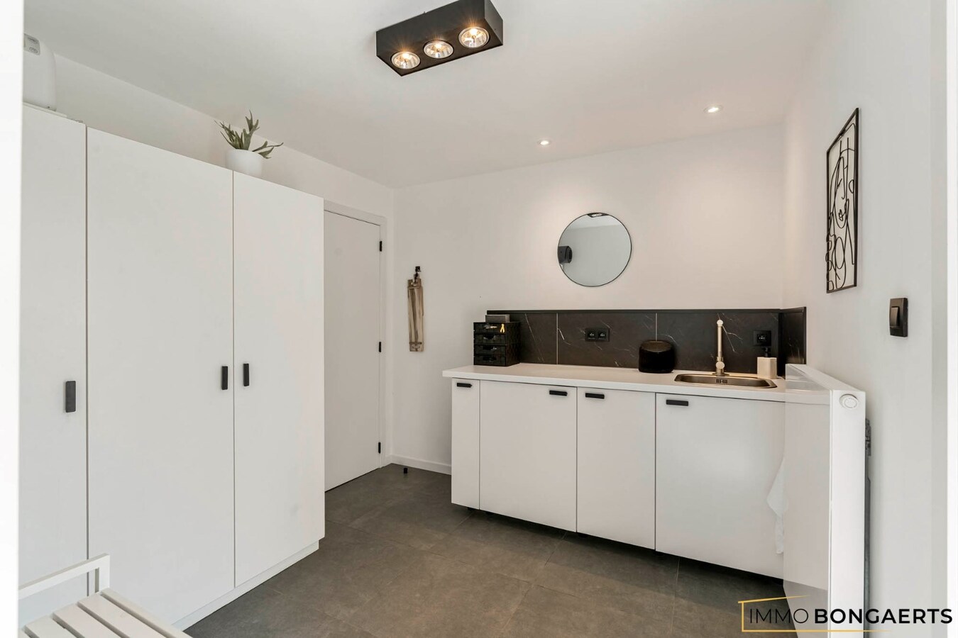 Volledig gerenoveerde woning met 4 slaapkamers 