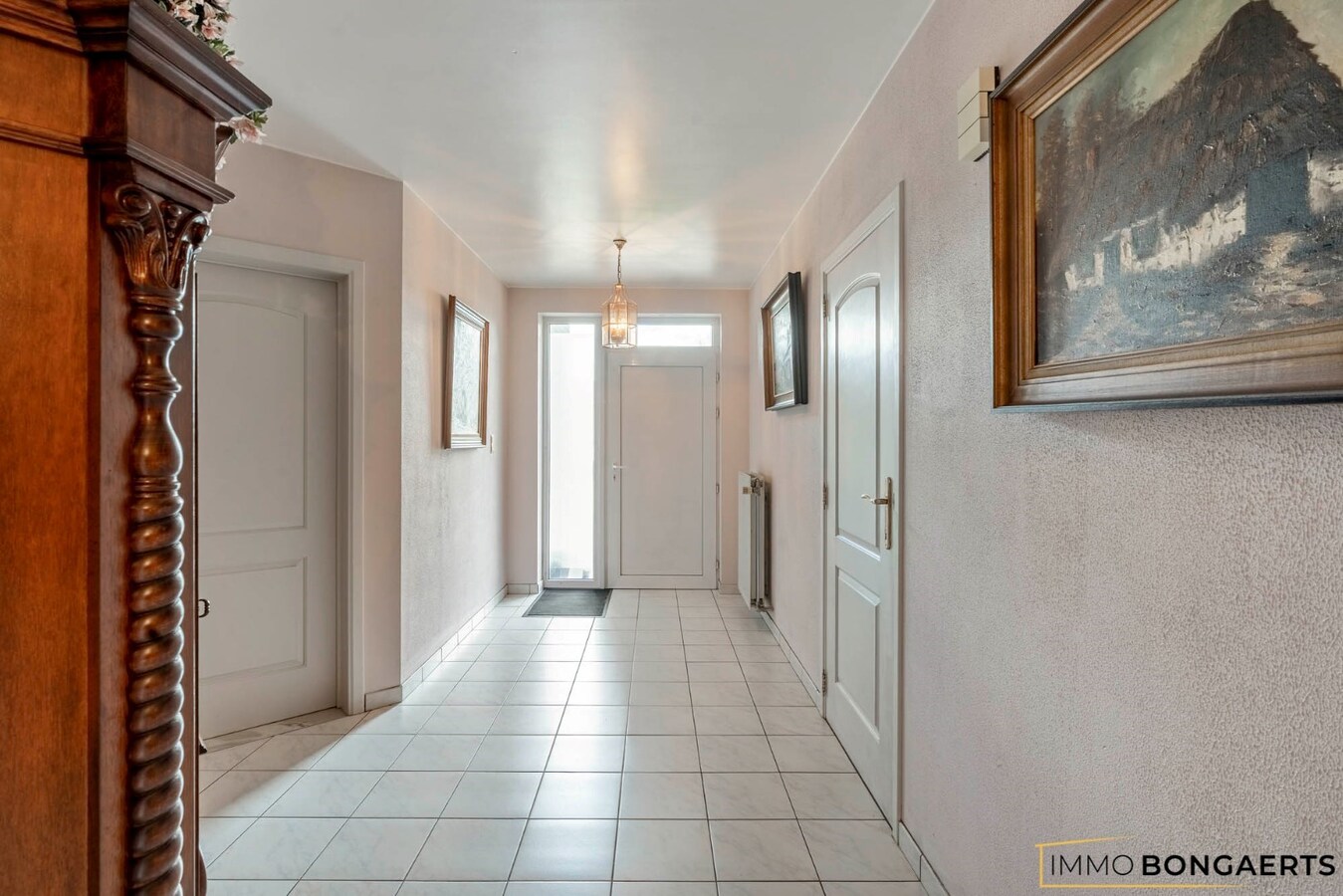 Ruime, rustig gelegen woning met drie slaapkamers 