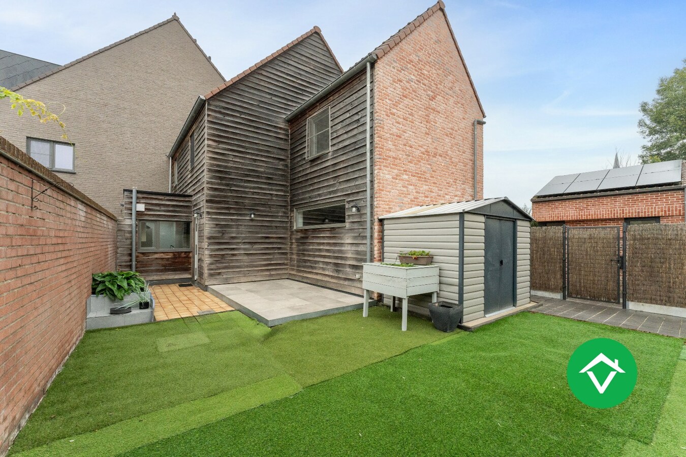 Instapklare gezinswoning met 3 slaapkamers op toplocatie nabij het centrum van Koekelare 