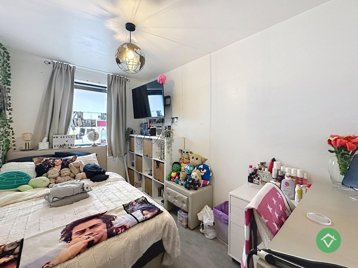 Verrassende rijwoning met 3 slaapkamers en garage te Oostende 