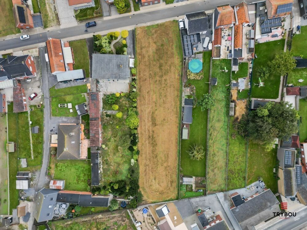 Ruim perceel bouwgrond (1654 m²) in het landelijke Houthulst. 