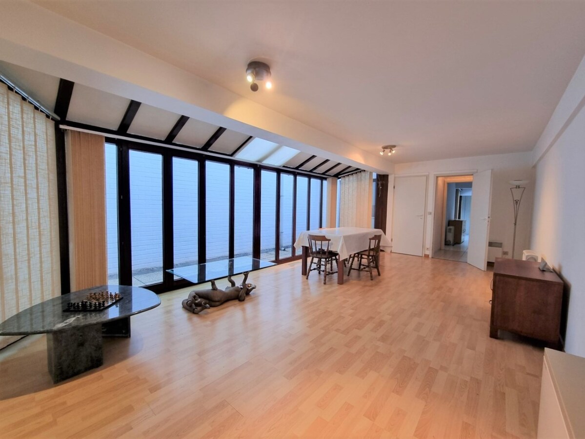 Uitzonderlijk groot (+- 170 m²!!) gelijkvloers appartement vlakbij het strand - Heist 