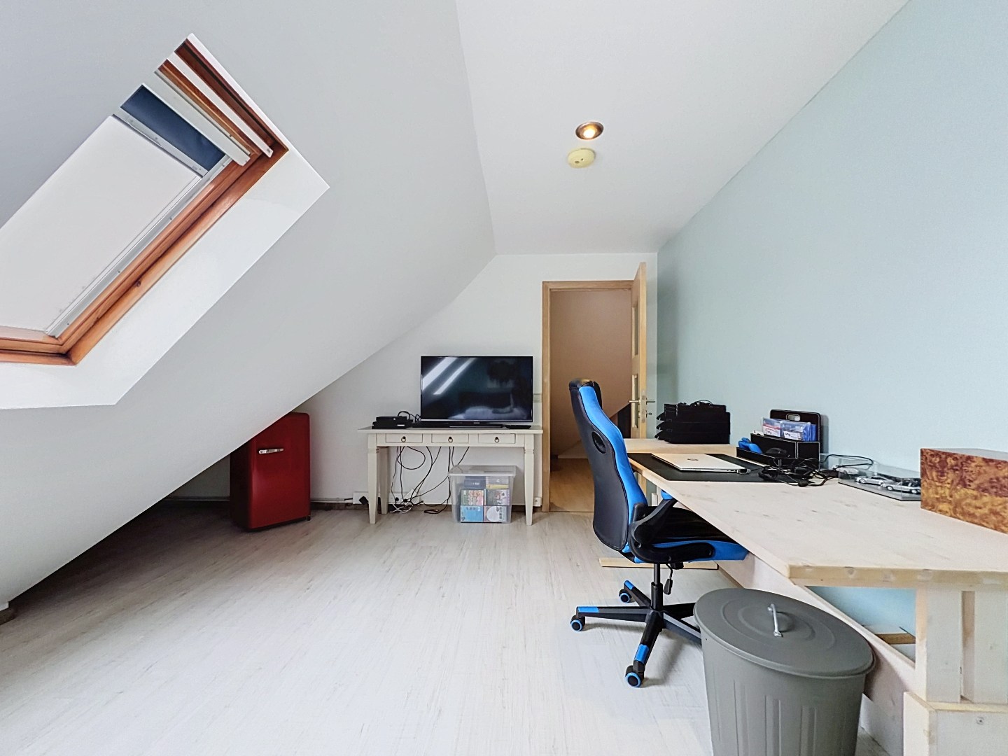 Ruim duplex appartement met 4 slaapkamers, garage en energielabel C in Oostende, bouwjaar 1989 
