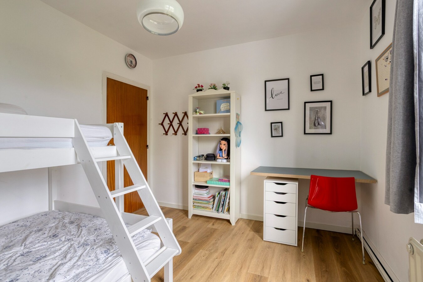 Prachtig HOB met 4 slaapkamers, garage en zonnige tuin 