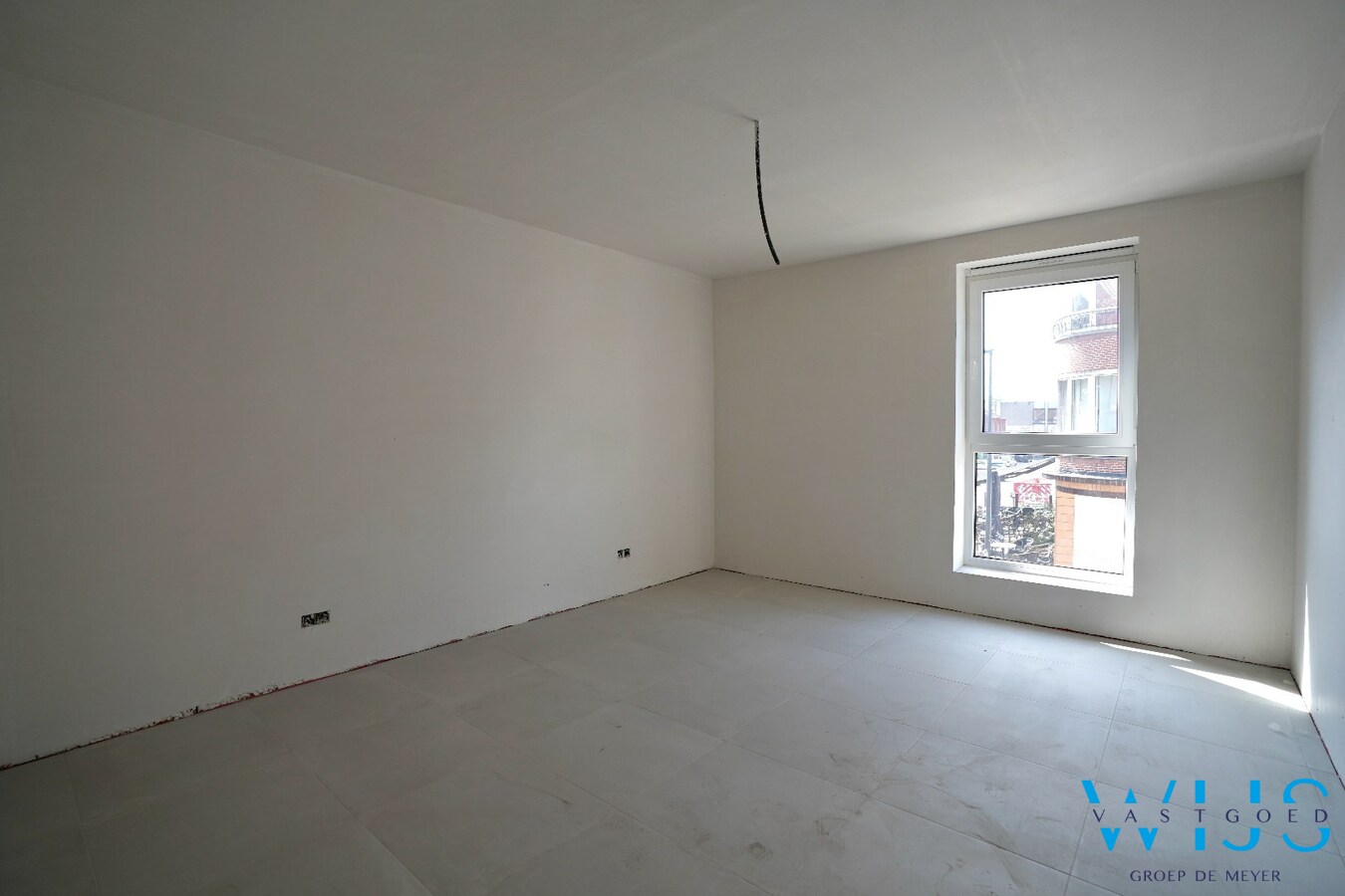 Ruim hoekappartement met 3 slaapkamers en terras 