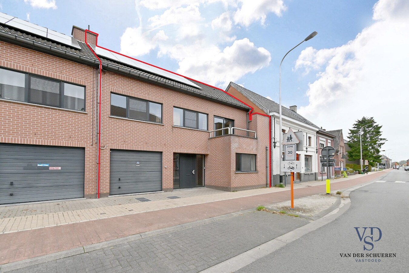 Tijdloos en ruim (> 300 m²) wonen. 