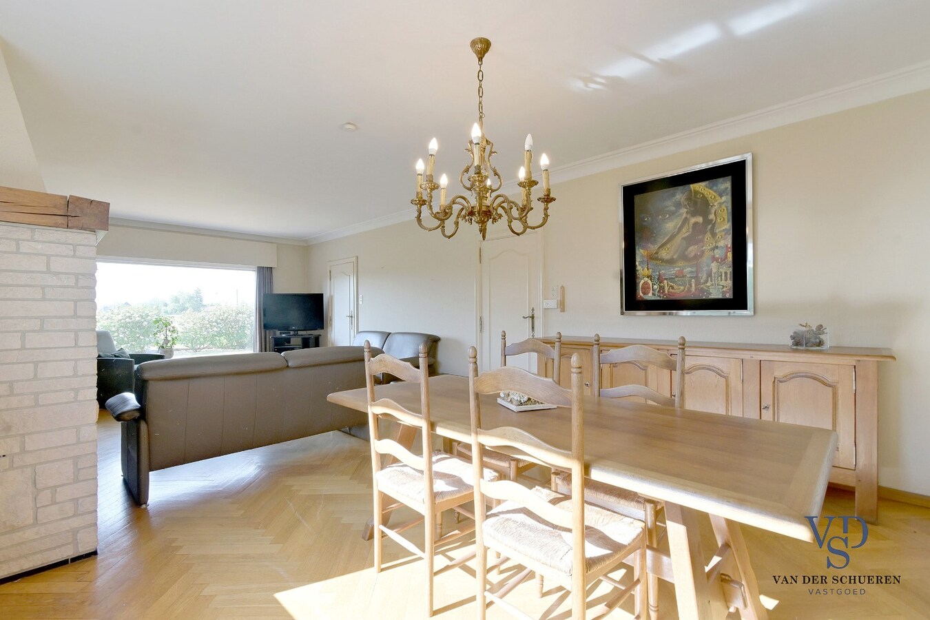 Degelijke villa. 