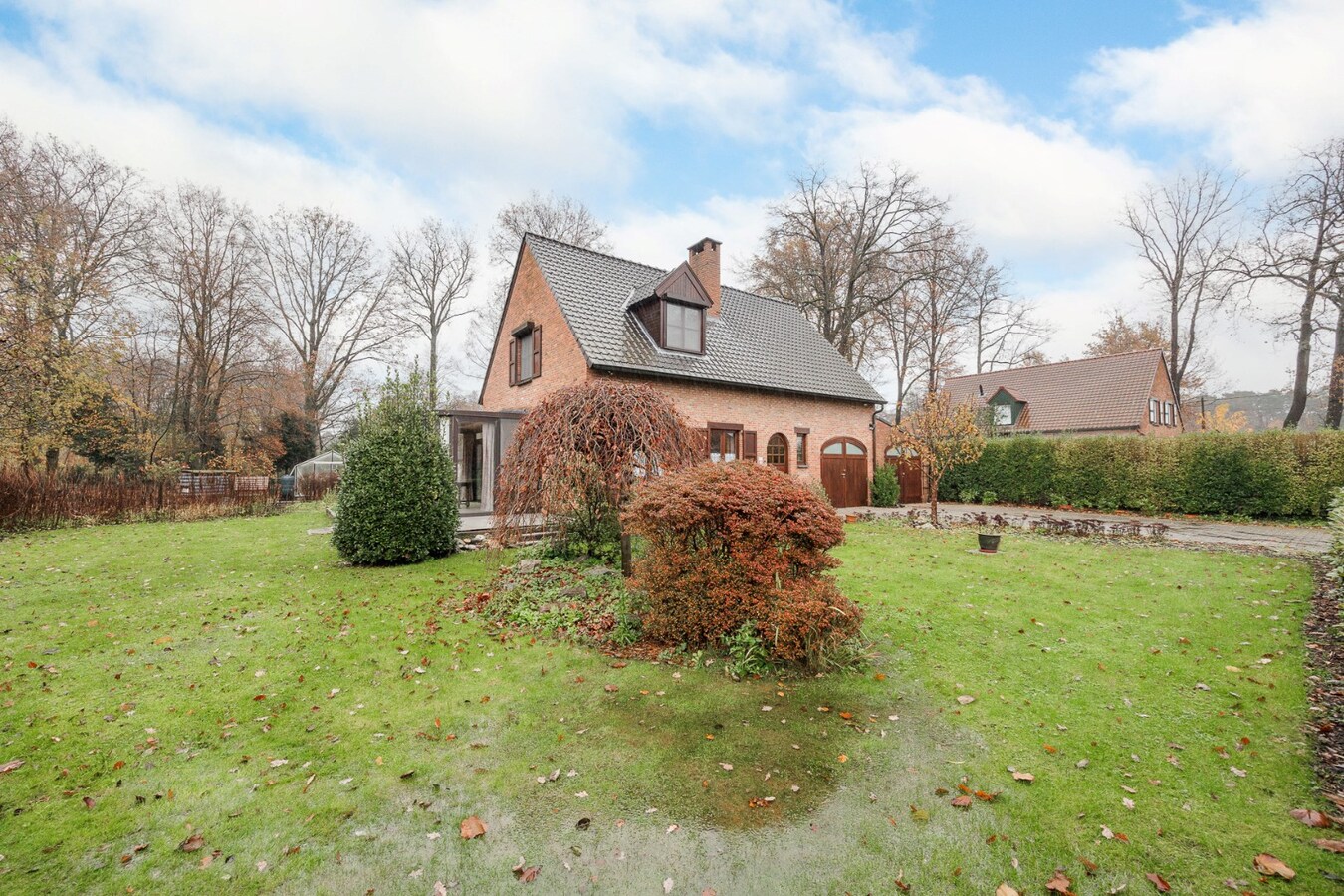 Mooi landhuis met perceel 1133 m² op toplocatie 