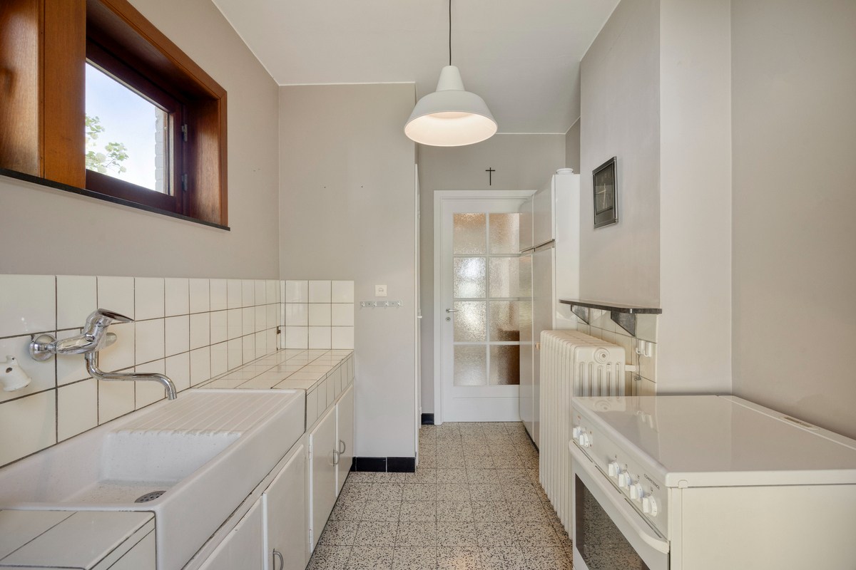Half open bebouwing met 3 slaapkamers, zuid/west georiënteerd tuin op super ligging in Kessel-Lo! 
