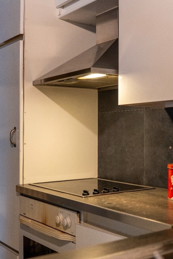 ZEER CENTRAAL GELEGEN UNIEK APPARTEMENT/HANDELSPAND TE OOSTENDE 