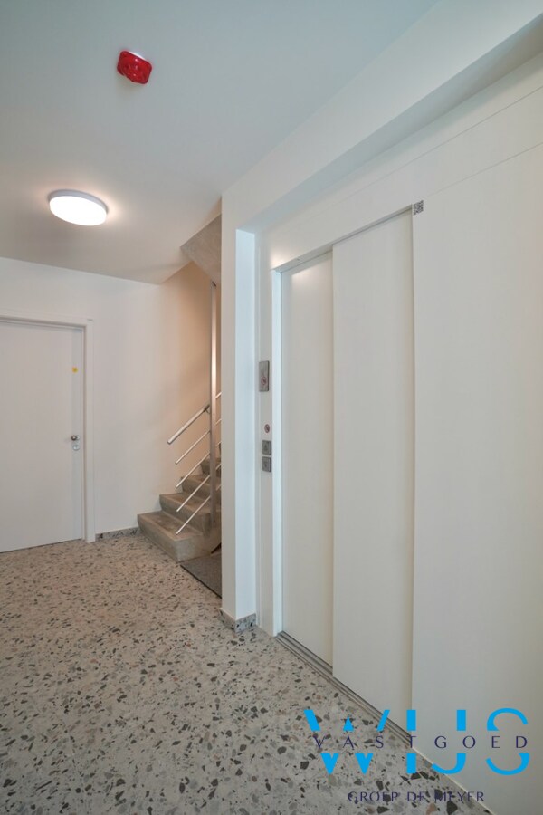 Nieuwbouw appartement in hartje Sleidinge ! 