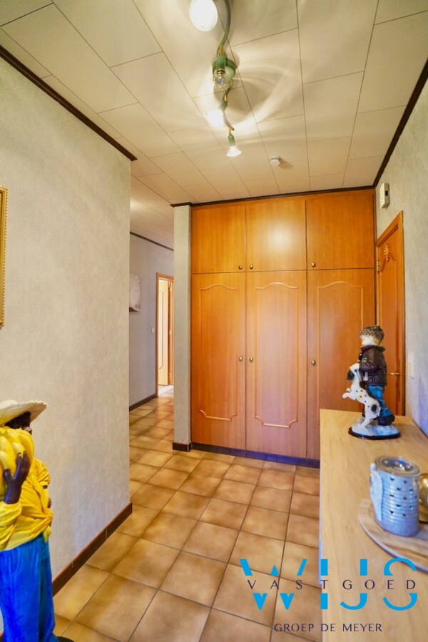 Woonhuis op 1000m² in hartje Ertvelde ! 