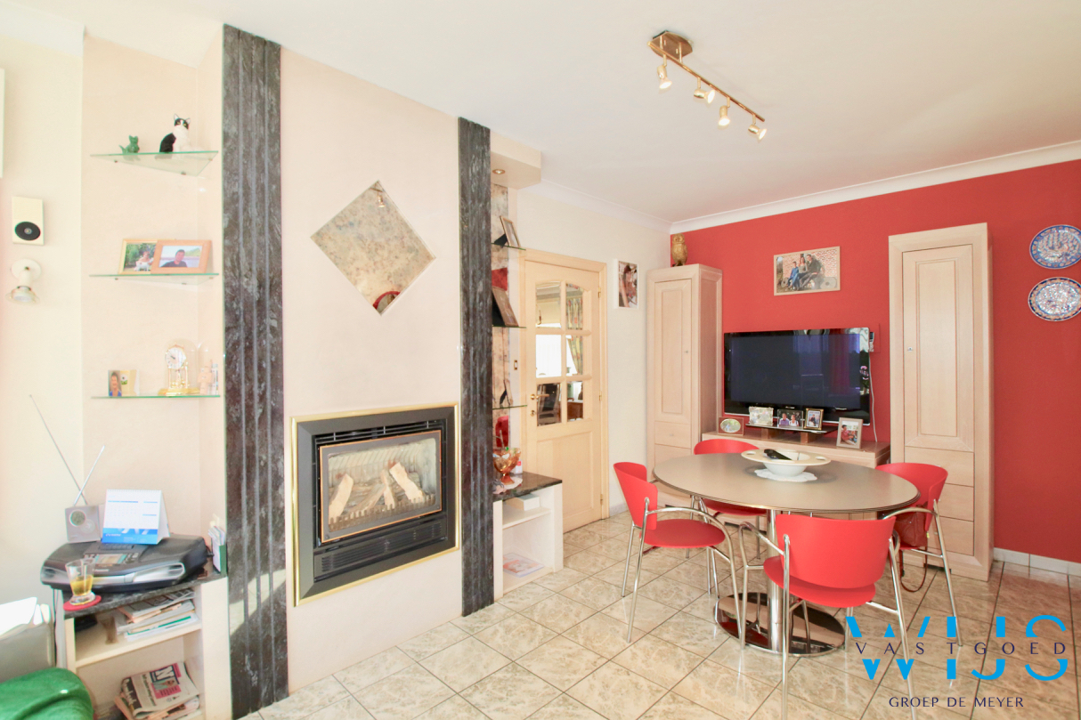 Stevig woonhuis op een prachtig perceel te Ertvelde/Oosteeklo 