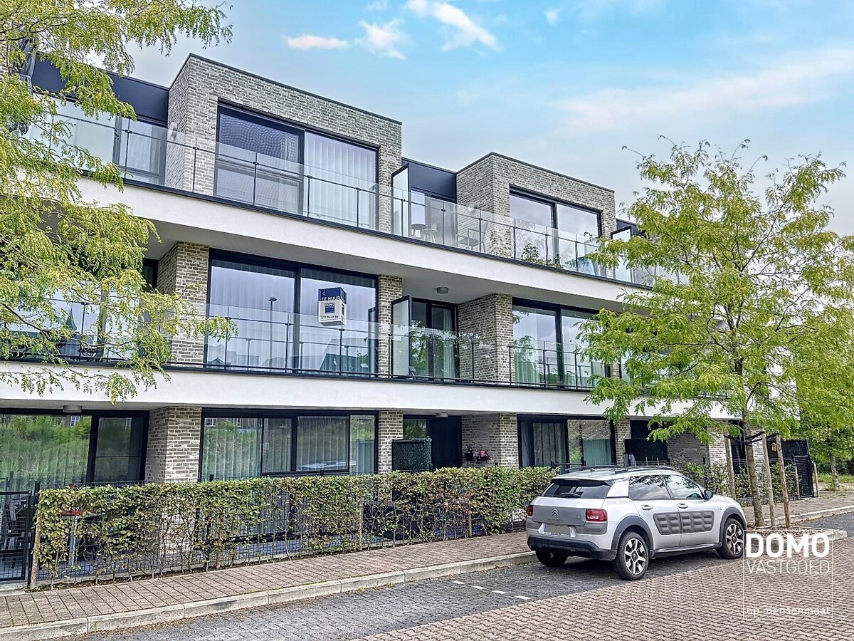 MODERN APPARTEMENT MET TERRAS, LIFT EN 2 SLAAPKAMERS IN DIEPENBEEK 