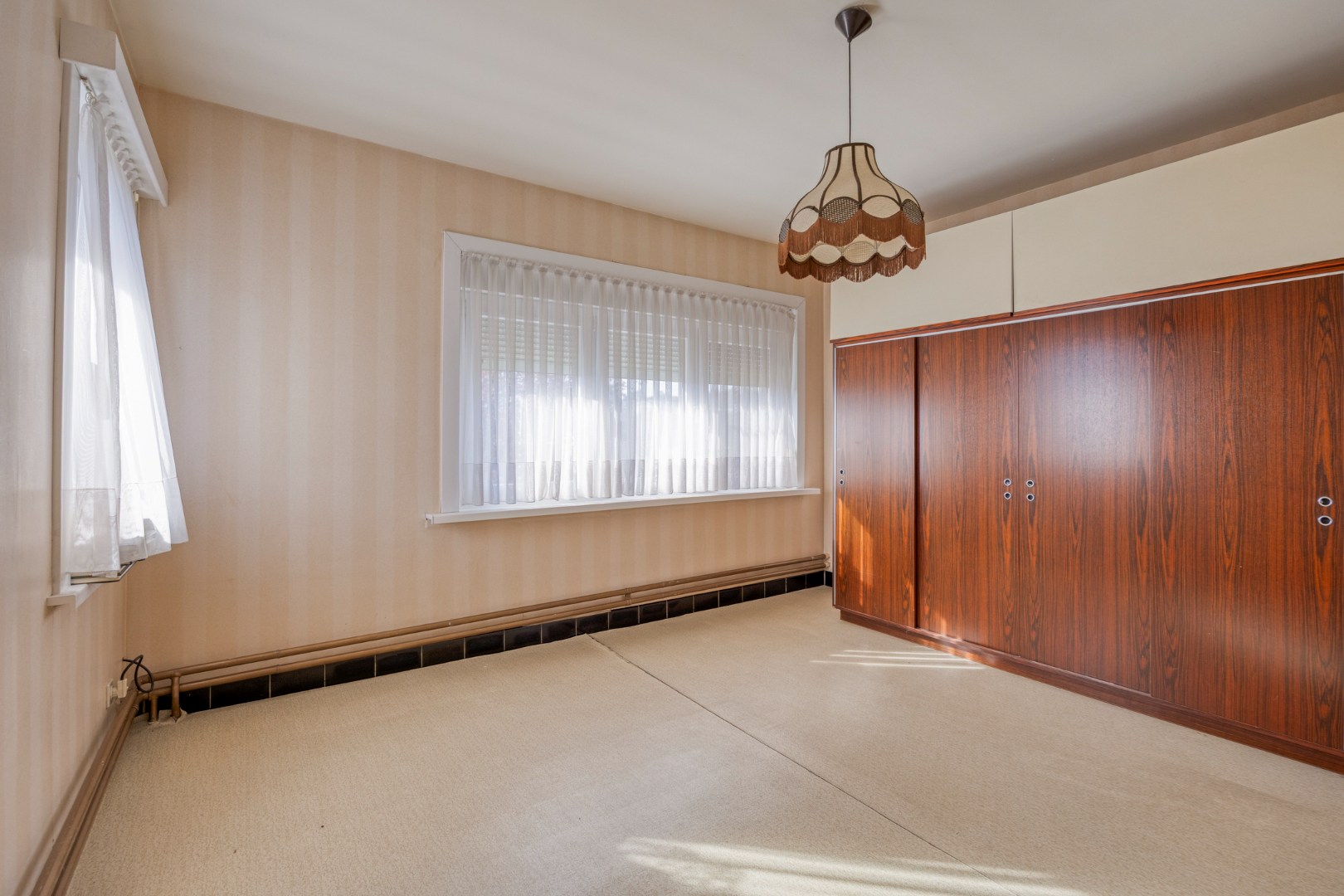 Te renoveren woning met 4 slpk. in het centrum van Geel-Winkelomheide 