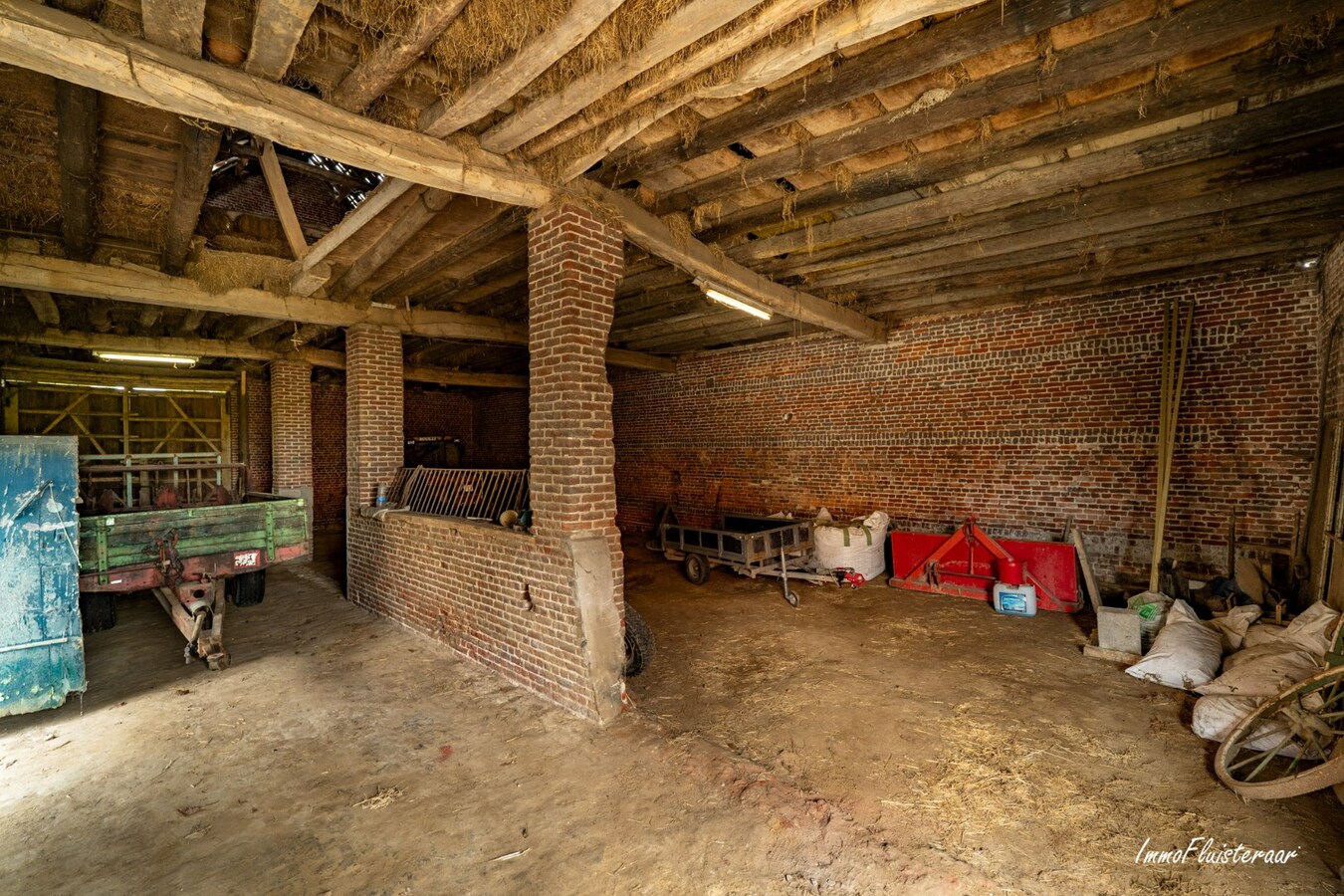 Property for sale in Roosdaal