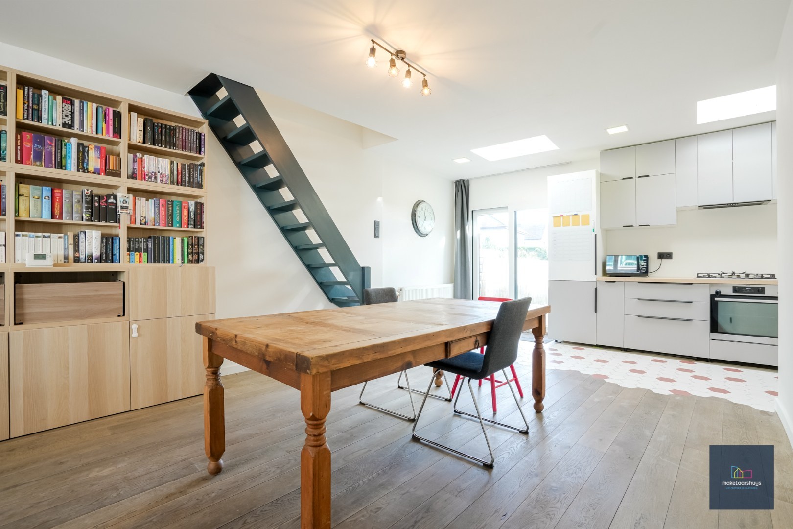 Gezellige eigendom met tuin in het centrum van Mariakerke 