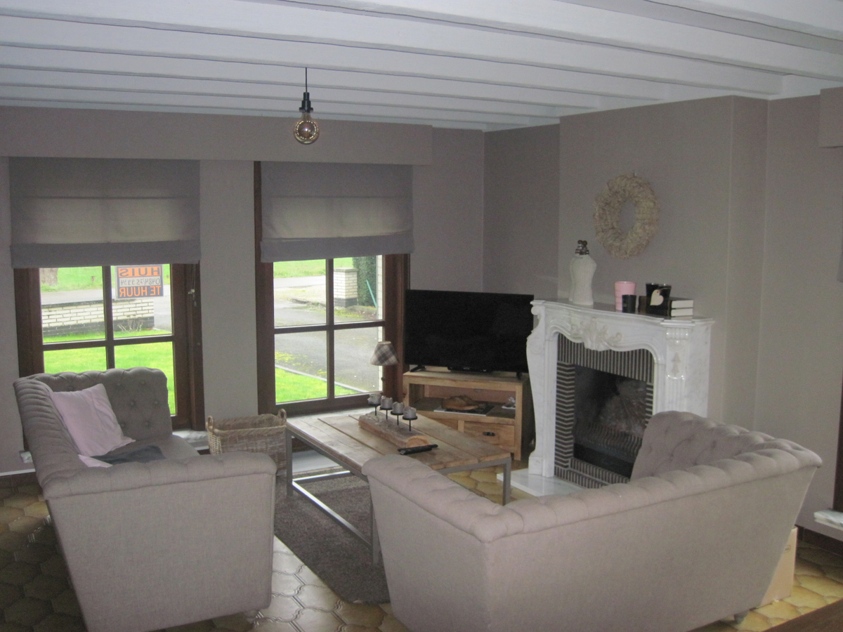 Stijlvolle en degelijke bungalow. Unieke ligging. 