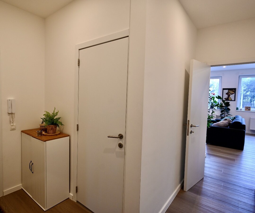 CHARMANT 2 SLAAPKAMER APPARTEMENT OP ZEER CENTRALE LIGGING 