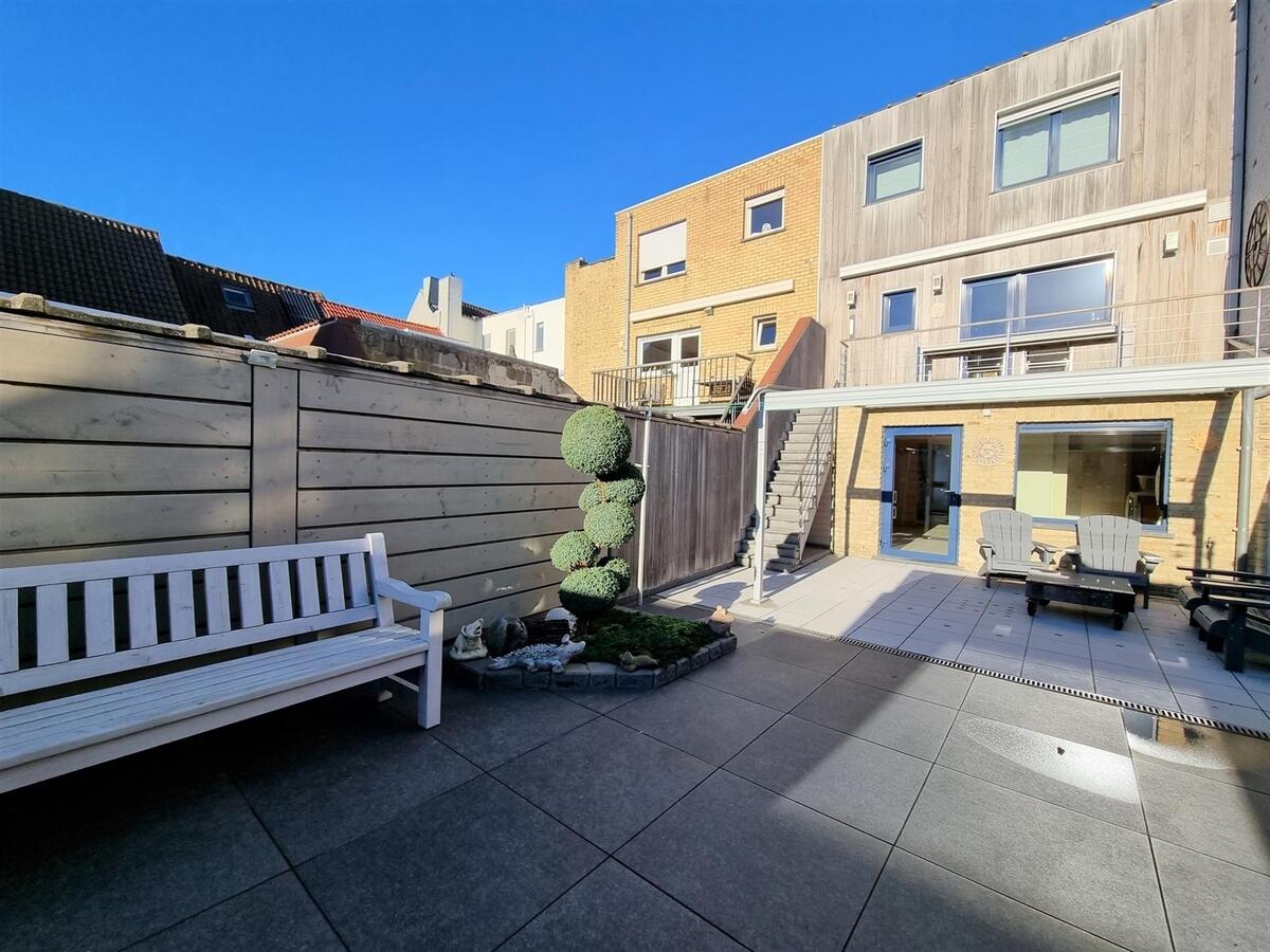 Goed gelegen, knappe bel-étagewoning met zongerichte tuin - Heist 