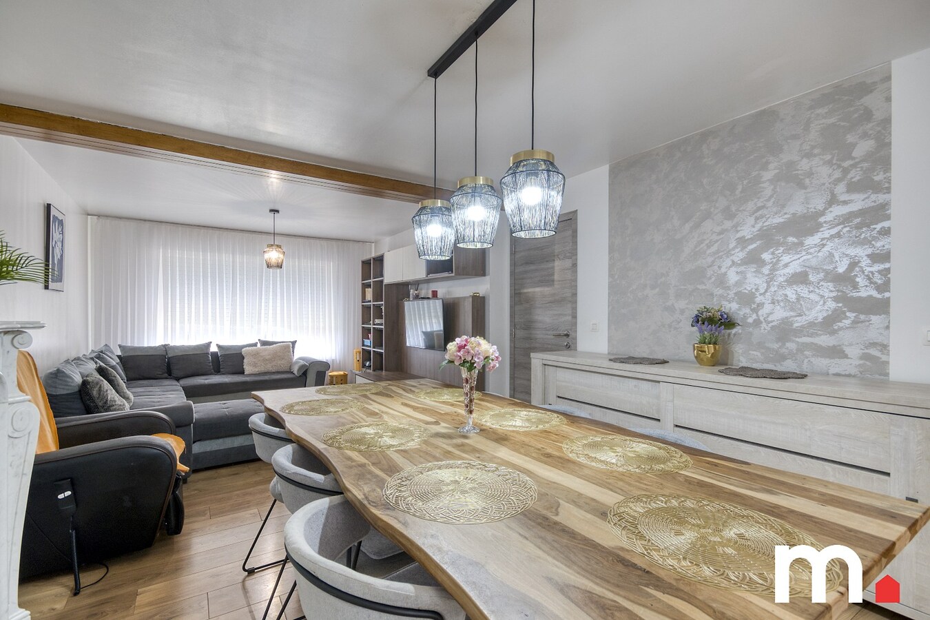 Instapklare woning te Ingelmunster met 3 slaapkamers en uitweg achteraan! 