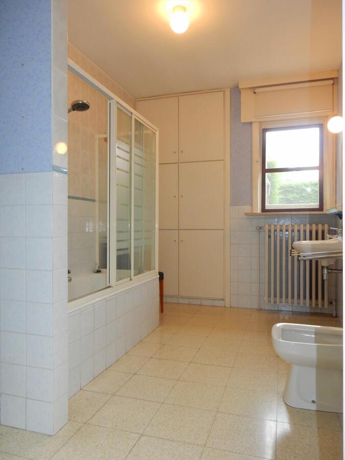 Ruime bungalow met 4 slaapkamers 