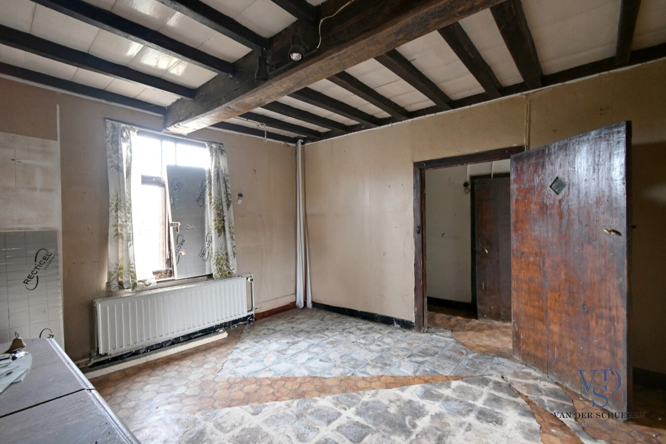 Hoeve op 3963 m² grond. 