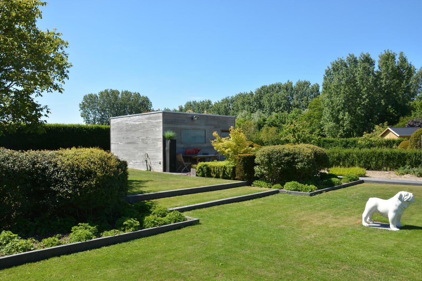 Rustig gelegen villa met prachtige tuin 