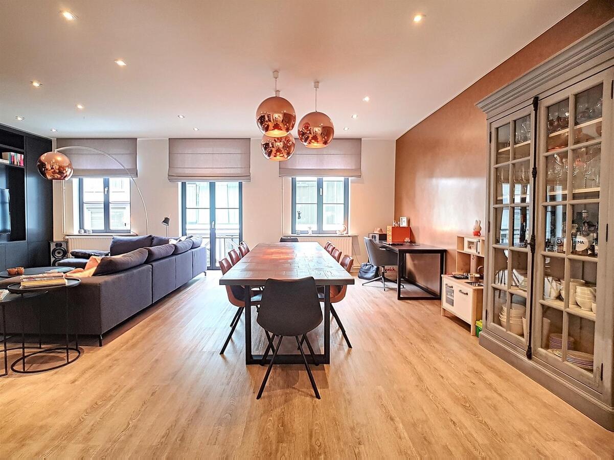 Zeer knappe woning met handelsgelijklvoers en ruime opslagplaatsen/multifunctionele ruimtes - Knokke 