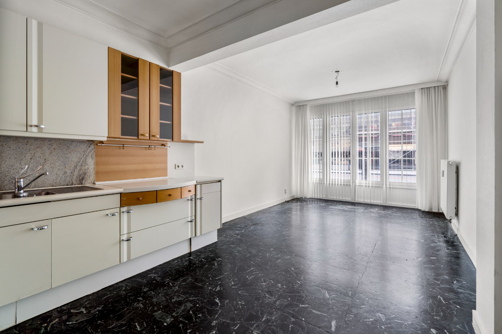 GOED GELEGEN 1 SLPK. APP. IN CENTRUM OOSTENDE 