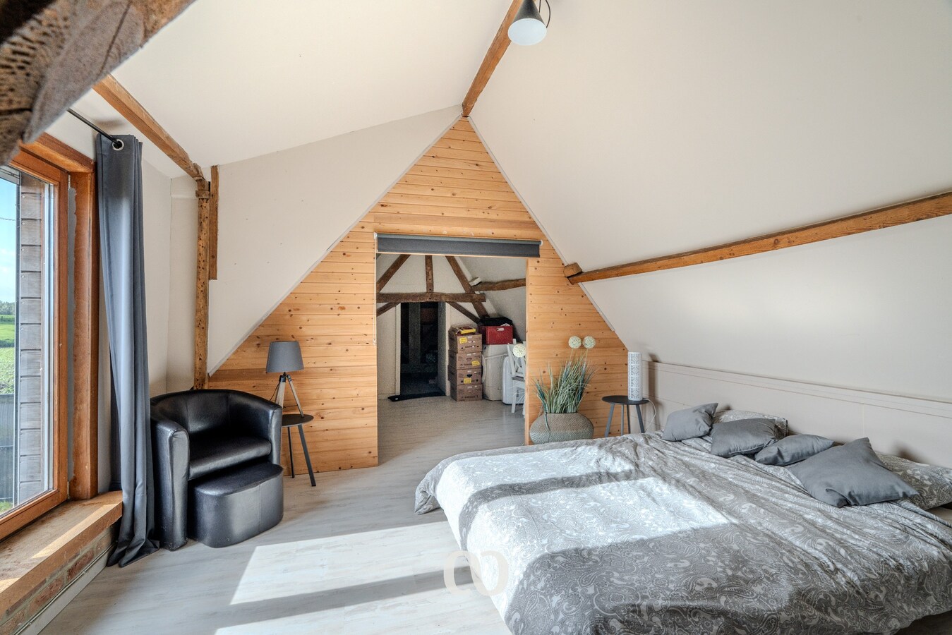 Prachtig gelegen villa met zwembad 