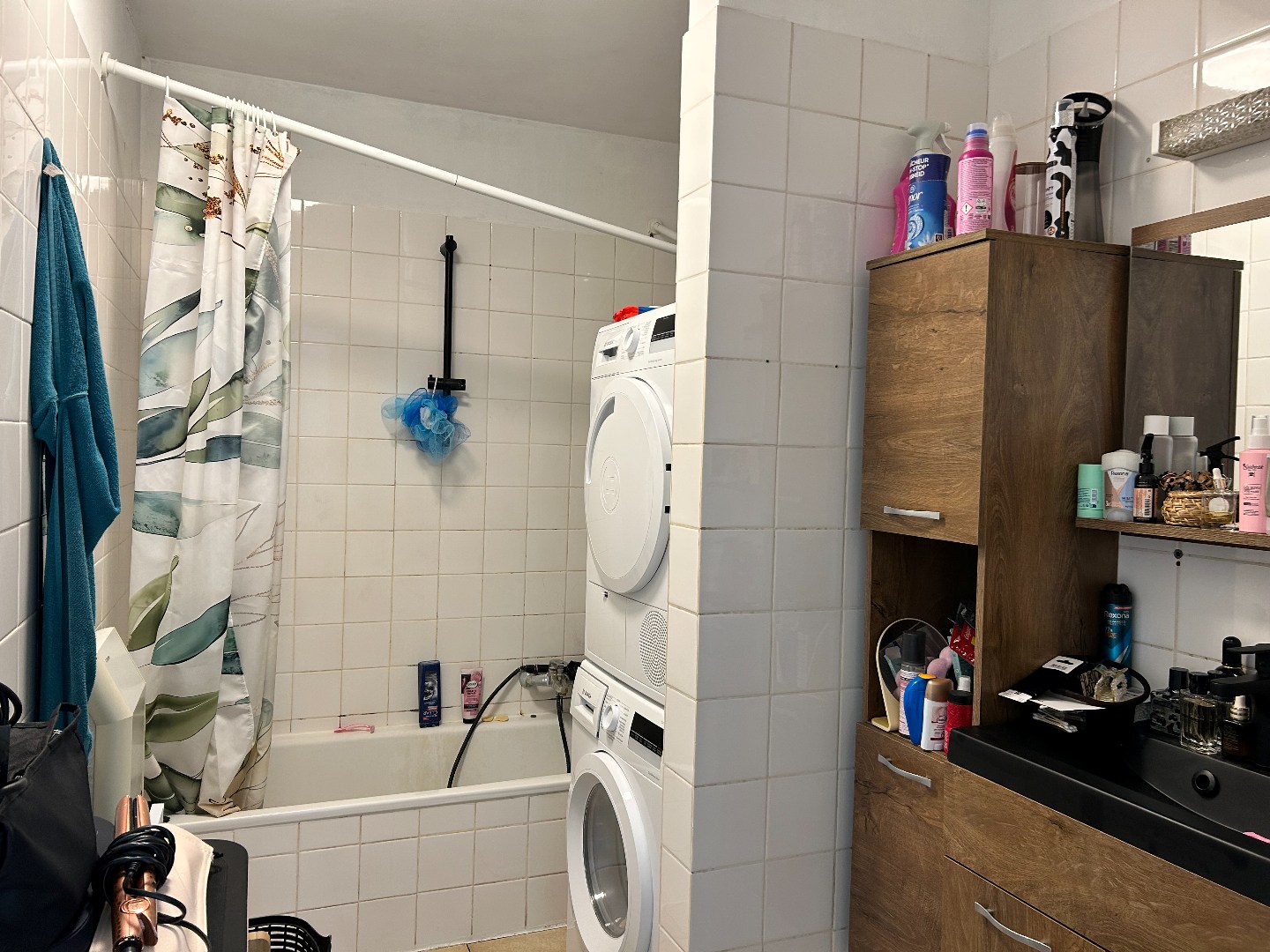 Ruim appartement met 2 slaapkamers en garage 