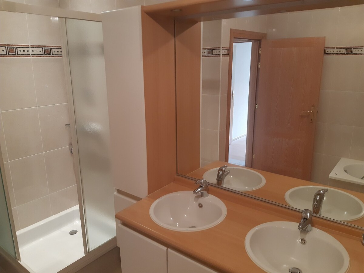 Ruim wonen (> 130 m²) op de tweede verdieping. 