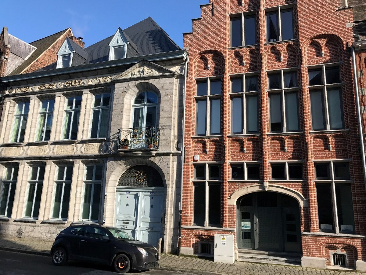 Appartement 2 chambres avec terrasse en plein centre ! 