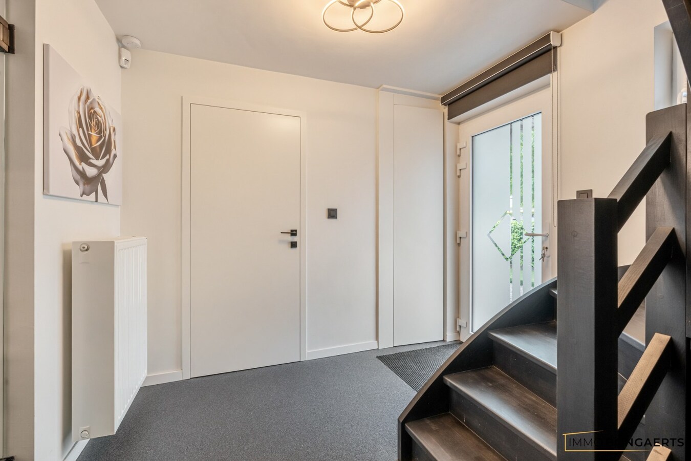 Exclusieve woning met volledig uitgeruste wellnesspraktijk nabij Hasselt 
